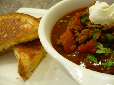 grilled-cheese-and-chili.jpg
